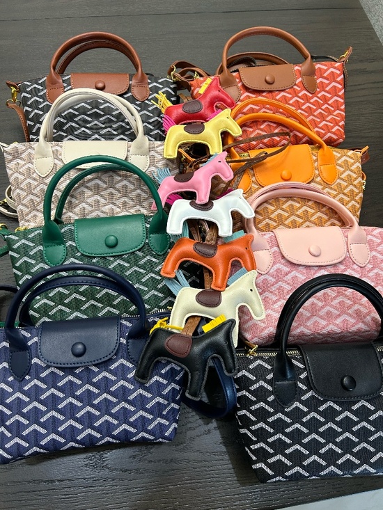 Handbags - New trending crossbody bags